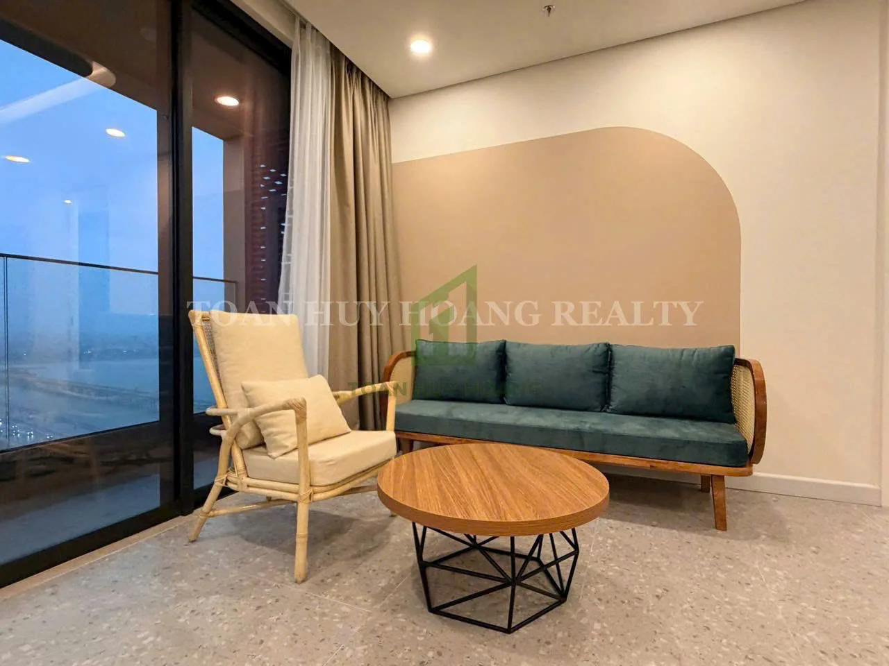Cho thuê căn hộ 3 phòng ngủ The Panoma 2, 100 m², view sông Hàn